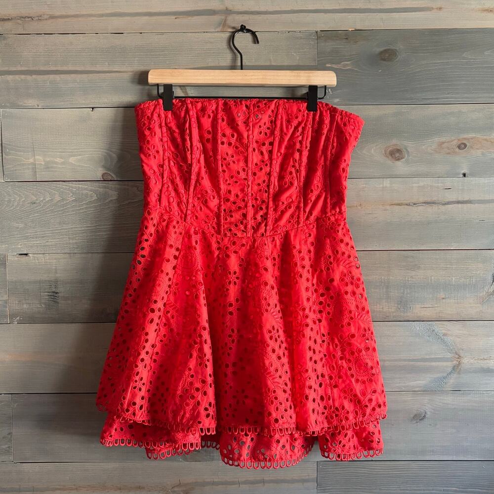 ASTR The Label | Deasia Strapless Eyelet Mini Dress Red Size L